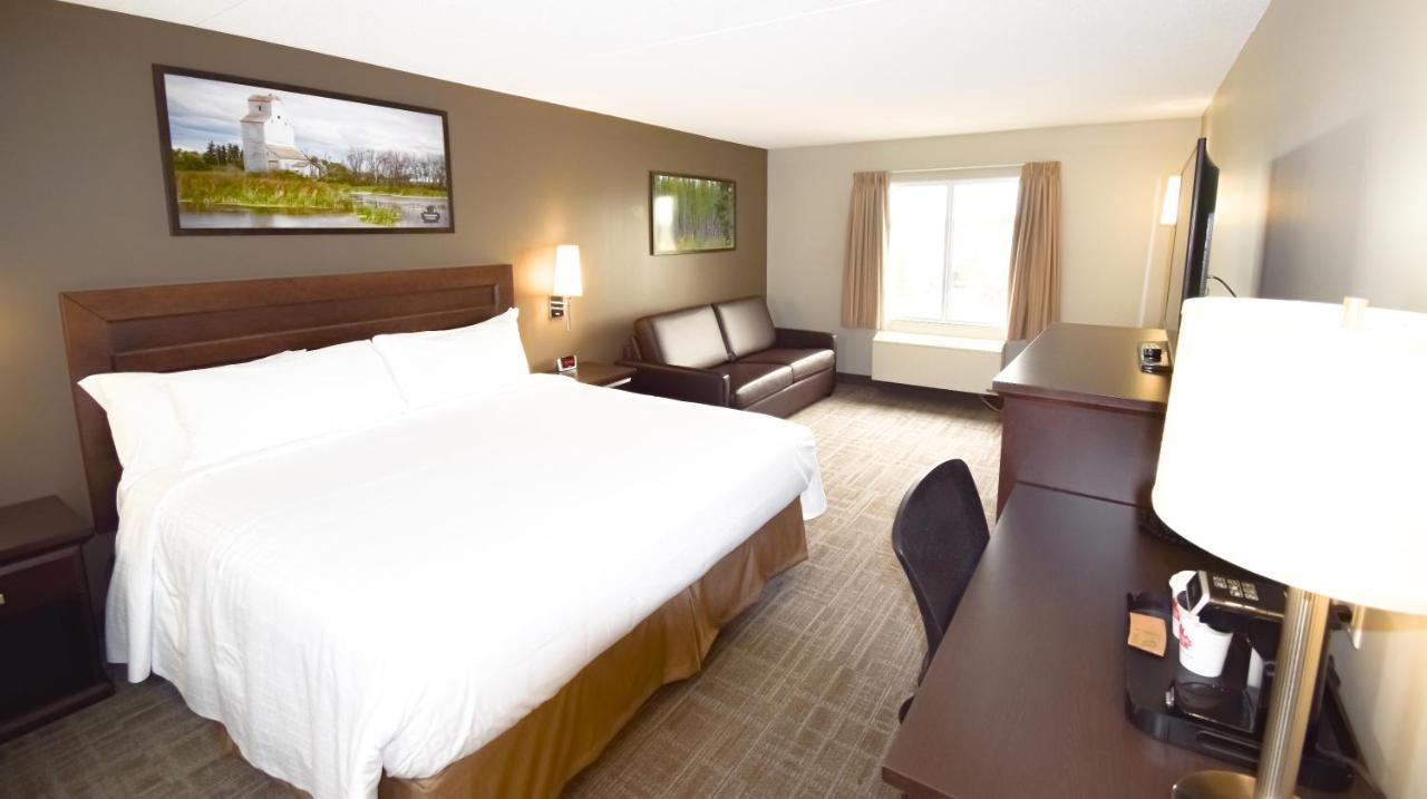 Canad Inns Destination Centre Club Regent Casino Hotel Виннипег Экстерьер фото